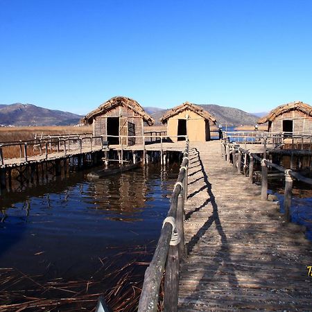 Villa Del Lago Boutique Hotel Kastoria Exterior photo